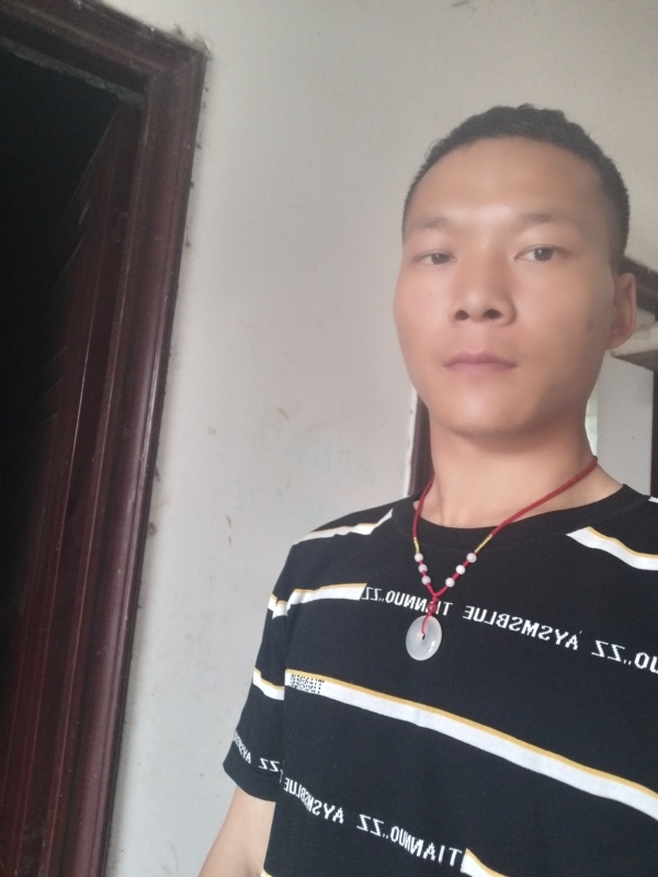 爱，请深爱的第一张照片--德阳中老年相亲网